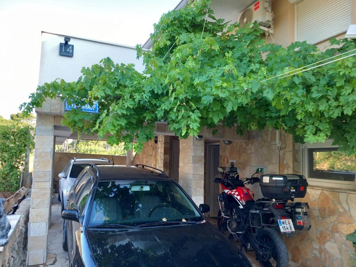 Familien Ferienhaus Vir Croatia 150M Strand Restaurant Einkaufen Exterior foto